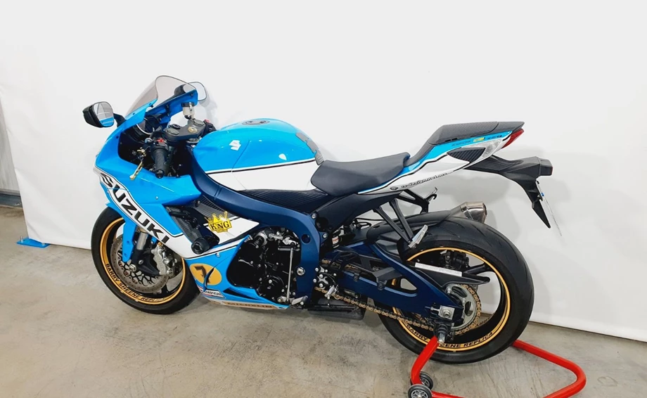 Angebot Suzuki GSX-R 750 Bild 7: Angebot Suzuki GSX-R 750
