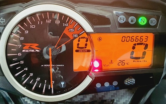 Gebrauchtmotorrad Suzuki GSX-R 750 - Bild 9