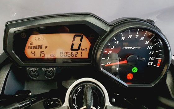 Gebrauchtmotorrad Yamaha FZ1 - Bild 9