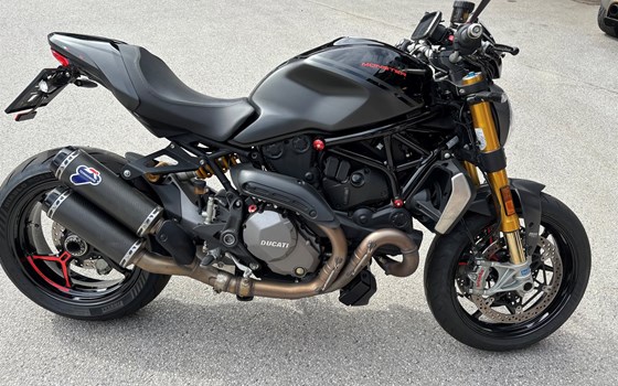 Gebrauchtmotorrad Ducati Monster 1200 S - Bild 1 Gebrauchtmotorrad Ducati Monster 1200 S - Bild 1