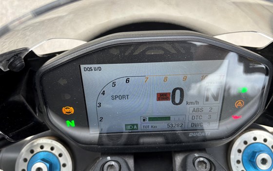 Gebrauchtmotorrad Ducati Monster 1200 S - Bild 4 Gebrauchtmotorrad Ducati Monster 1200 S - Bild 4