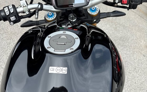 Gebrauchtmotorrad Ducati Monster 1200 S - Bild 5 Gebrauchtmotorrad Ducati Monster 1200 S - Bild 5