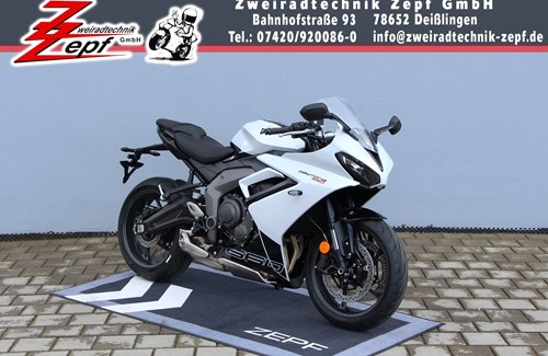 Gebrauchtmotorrad Triumph Daytona 660