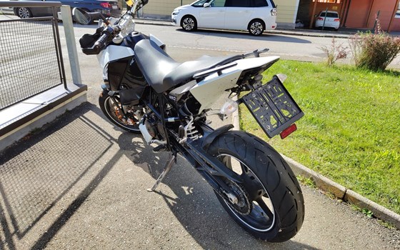 Gebrauchtmotorrad KTM 690 Duke - Bild 2 Gebrauchtmotorrad KTM 690 Duke - Bild 2