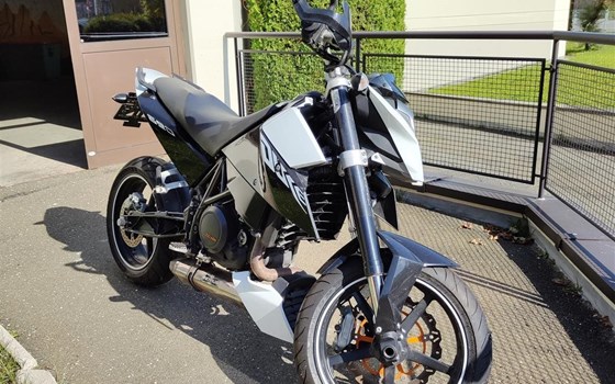 Gebrauchtmotorrad KTM 690 Duke - Bild 6 Gebrauchtmotorrad KTM 690 Duke - Bild 6