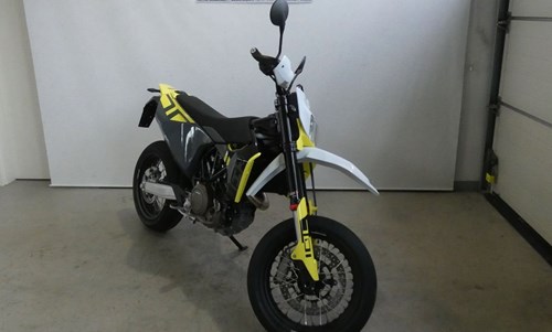 Husqvarna 701 Supermoto