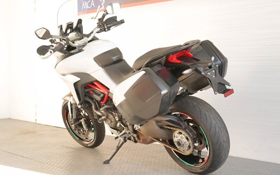 Gebrauchtmotorrad Ducati Multistrada 1200 S Touring - Bild 8