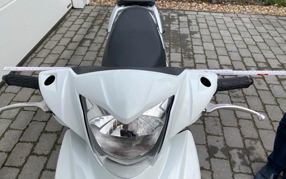 Gebrauchtmotorrad Suzuki Address 110 - Bild 4 Gebrauchtmotorrad Suzuki Address 110 - Bild 4