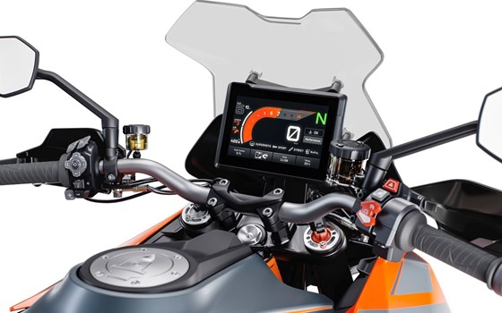 Neufahrzeug KTM 1290 Super Duke GT - Bild 19