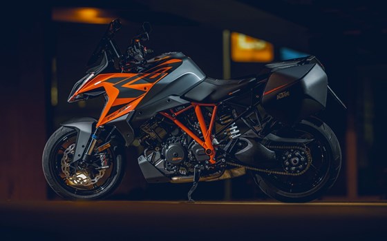 Neufahrzeug KTM 1290 Super Duke GT - Bild 4