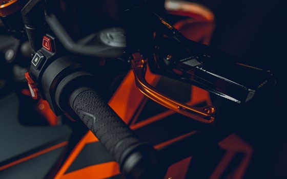 Neufahrzeug KTM 1290 Super Duke GT - Bild 6