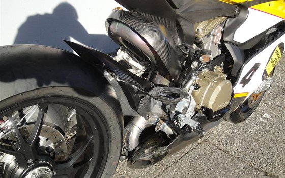 Gebrauchtmotorrad Ducati Panigale R - Bild 9