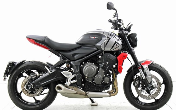Motorrad Occasion Triumph Trident 660 - Bild 4