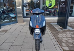Neumotorrad Vespa GTV 300