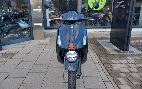 Neufahrzeug Vespa GTV 300 - Bild 1