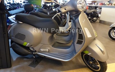 Vespa GTS 125 Super Tech