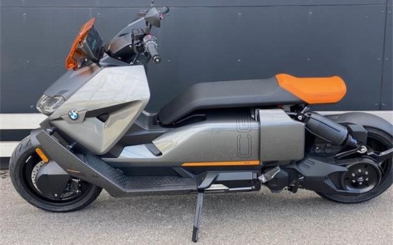 Gebrauchtmotorrad BMW CE 04 - Bild 2 Gebrauchtmotorrad BMW CE 04 - Bild 2