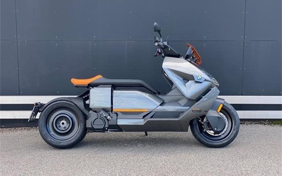 Gebrauchtmotorrad BMW CE 04 - Bild 4 Gebrauchtmotorrad BMW CE 04 - Bild 4