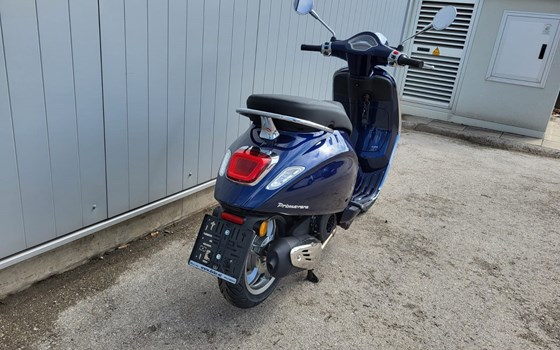 Neufahrzeug Vespa Primavera 125 - Bild 3 Neufahrzeug Vespa Primavera 125 - Bild 3
