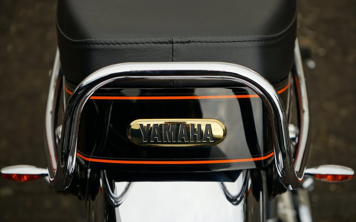 Zum Vergrößern bitte anklicken! Angebot Yamaha SR 400