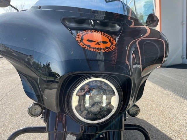 Harley-Davidson Touring Street Glide Special FLHXS (Silver Flux/Black Fuse (Metallic)) - Bild 20