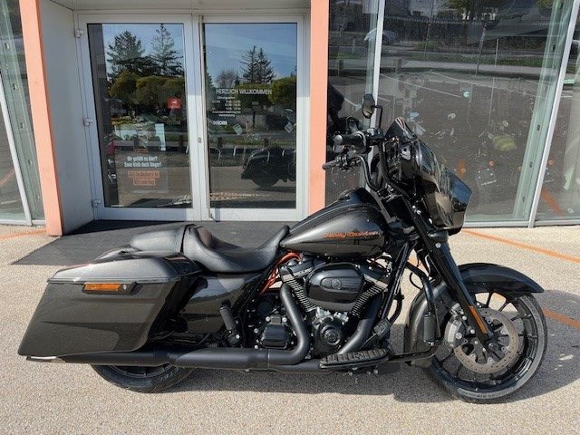 Harley-Davidson Touring Street Glide Special FLHXS (Silver Flux/Black Fuse (Metallic)) - Bild 3