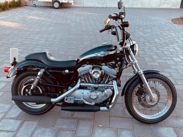 Gebrauchtmotorrad Harley-Davidson Sportster XL 883
