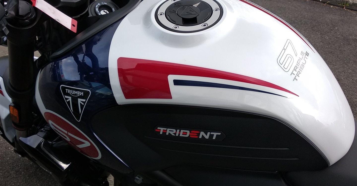 Angebot Triumph Trident 660 Triple Tribute