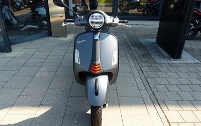 Vespa GTS 300 Super Sport