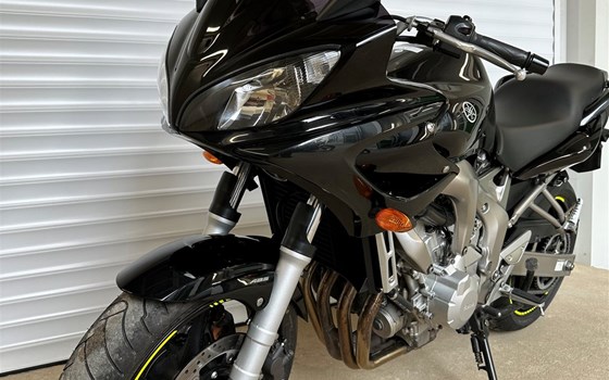 Gebrauchtmotorrad Yamaha FZ6 Fazer - Bild 3