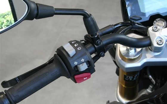 Gebrauchtmotorrad BMW G 310 R - Bild 3