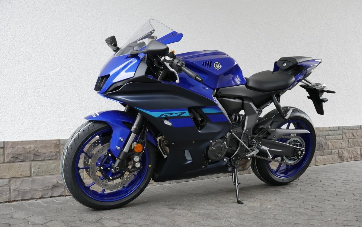 Angebot Yamaha R7