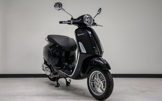 Neufahrzeug Vespa Primavera 125 - Bild 3