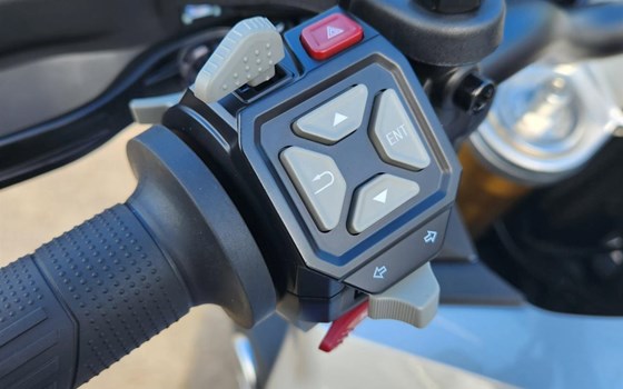 Neufahrzeug Voge 900DS - Bild 5