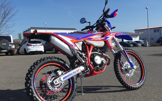 Neufahrzeug Beta RR Enduro 4T 125 LC - Bild 9