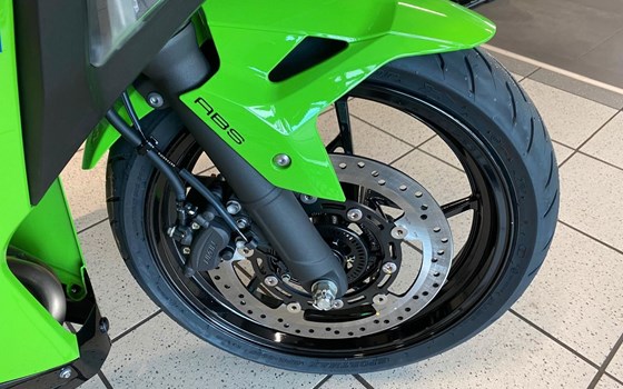 Neufahrzeug Kawasaki Ninja 500 SE - Bild 11