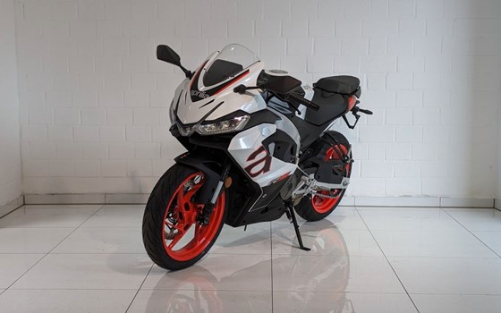 Neufahrzeug Aprilia RS 457 - Bild 2