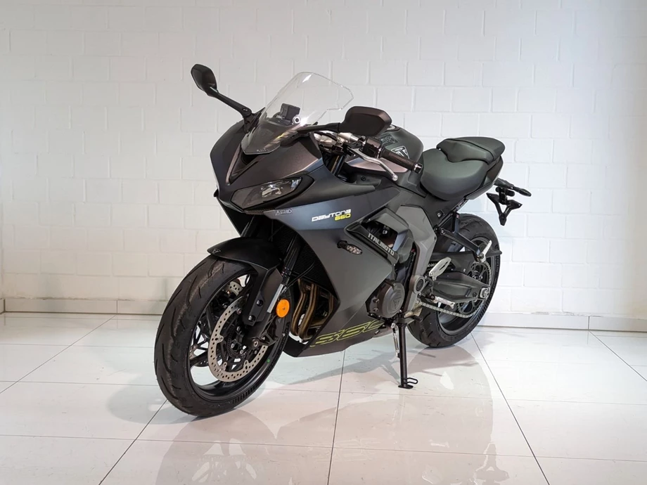Angebot Triumph Daytona 660 Bild 1: Angebot Triumph Daytona 660