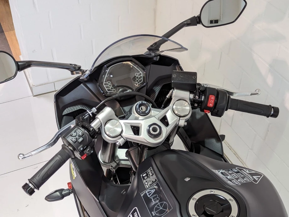Angebot Triumph Daytona 660 Bild 11: Angebot Triumph Daytona 660