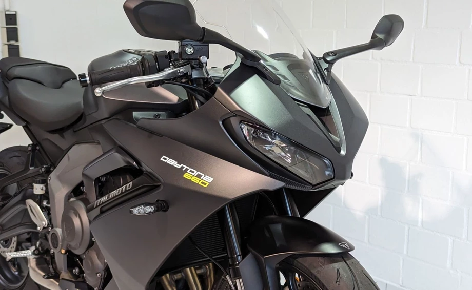 Angebot Triumph Daytona 660 Bild 6: Angebot Triumph Daytona 660