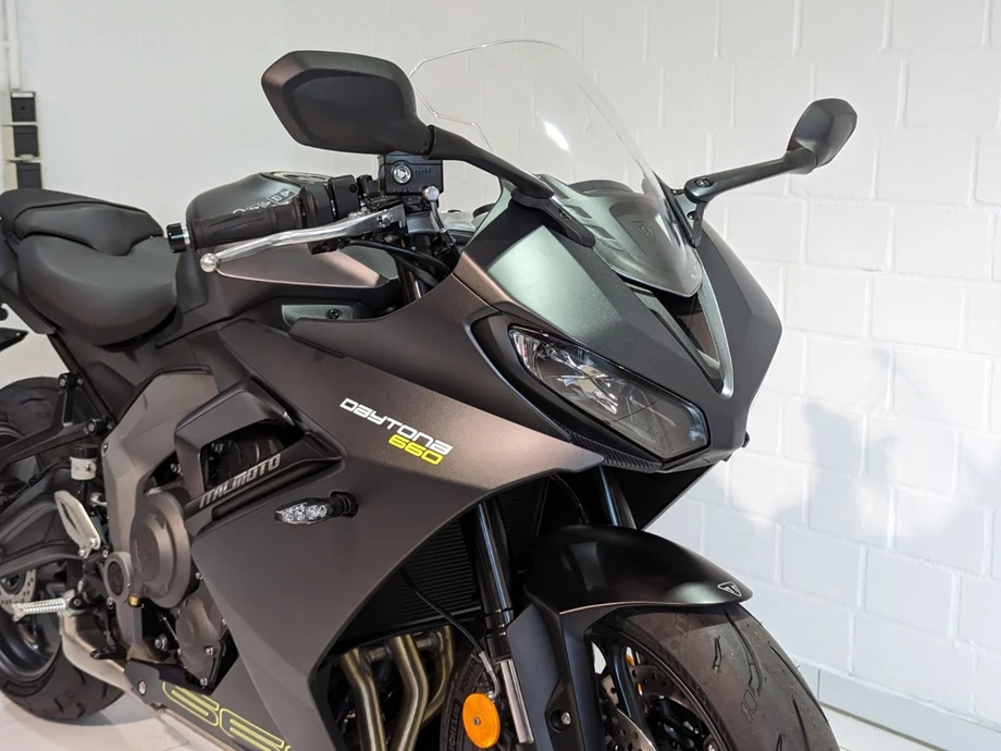 Angebot Triumph Daytona 660 Bild 6: Angebot Triumph Daytona 660