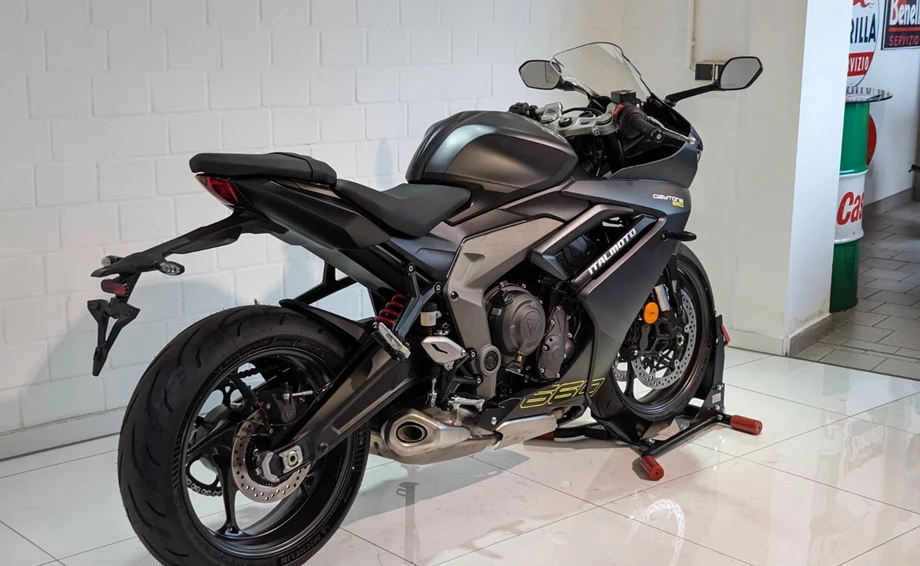 Angebot Triumph Daytona 660 Bild 7: Angebot Triumph Daytona 660