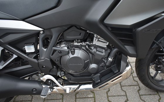 Gebrauchtmotorrad Honda NT1100 - Bild 5