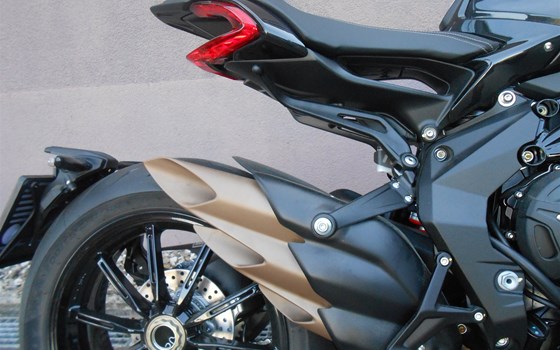 Neufahrzeug MV Agusta Dragster 800 R - Bild 17 Neufahrzeug MV Agusta Dragster 800 R - Bild 17