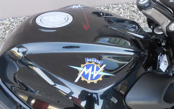 Neufahrzeug MV Agusta Dragster 800 R - Bild 3 Neufahrzeug MV Agusta Dragster 800 R - Bild 3