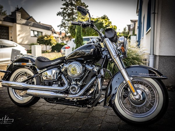 Gebrauchtmotorrad Harley-Davidson Softail Deluxe FLDE