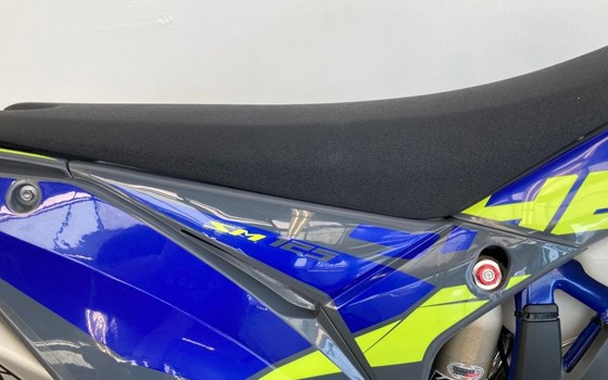 Neufahrzeug Sherco 125 SE-R - Bild 8 Neufahrzeug Sherco 125 SE-R - Bild 8