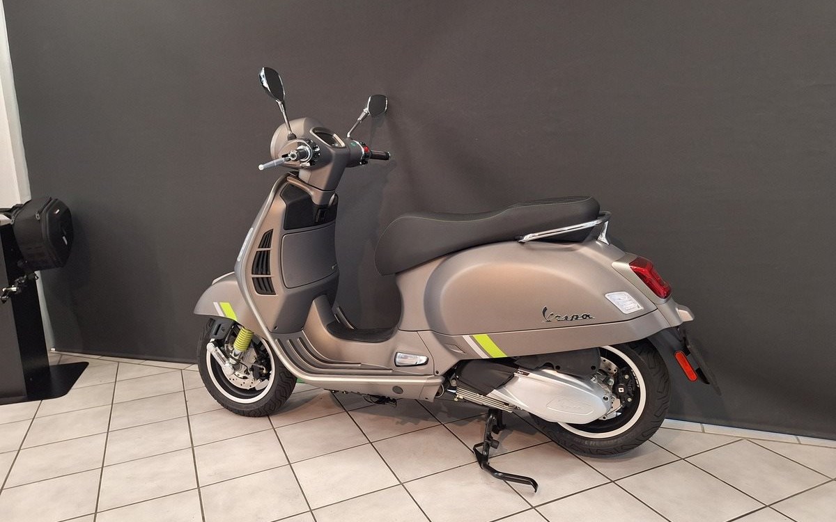 Angebot Vespa GTS 300 Super Tech