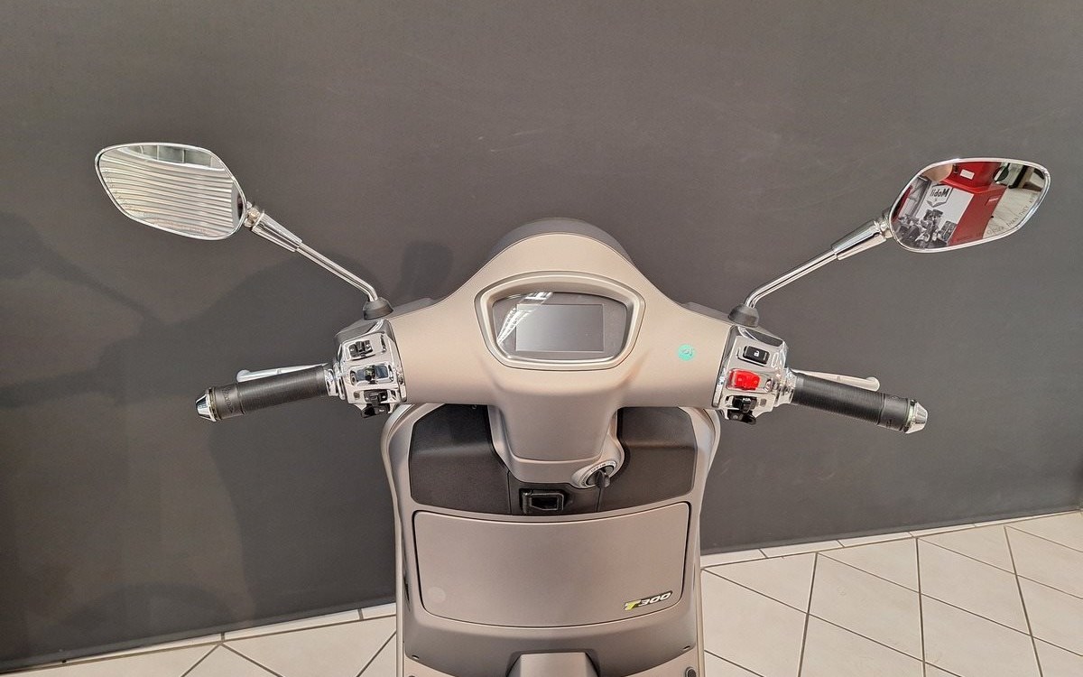 Angebot Vespa GTS 300 Super Tech