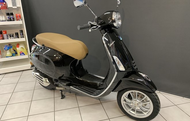 Vespa Primavera 50 4T